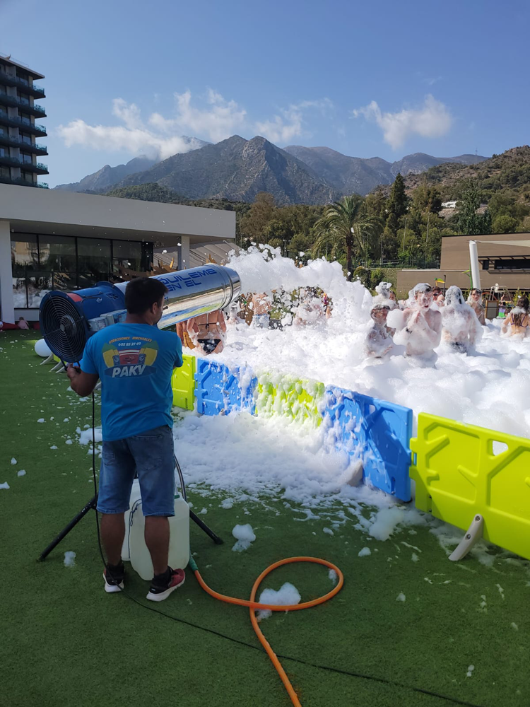 Alquiler de equipos para fiesta de espuma